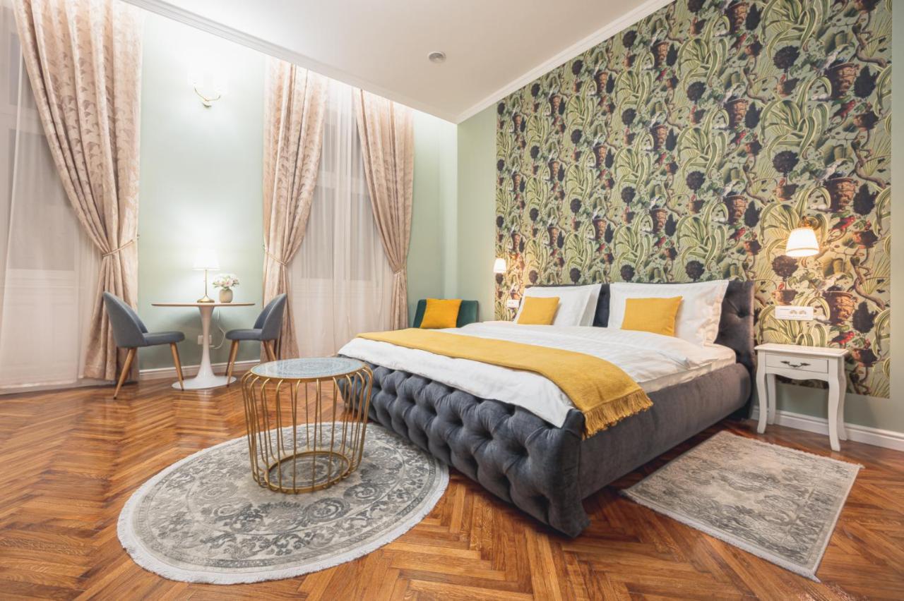 Central Park Apartments Oradea Eksteriør billede